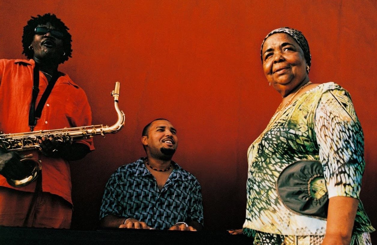 Cesaria Evora - The Barefoot Diva