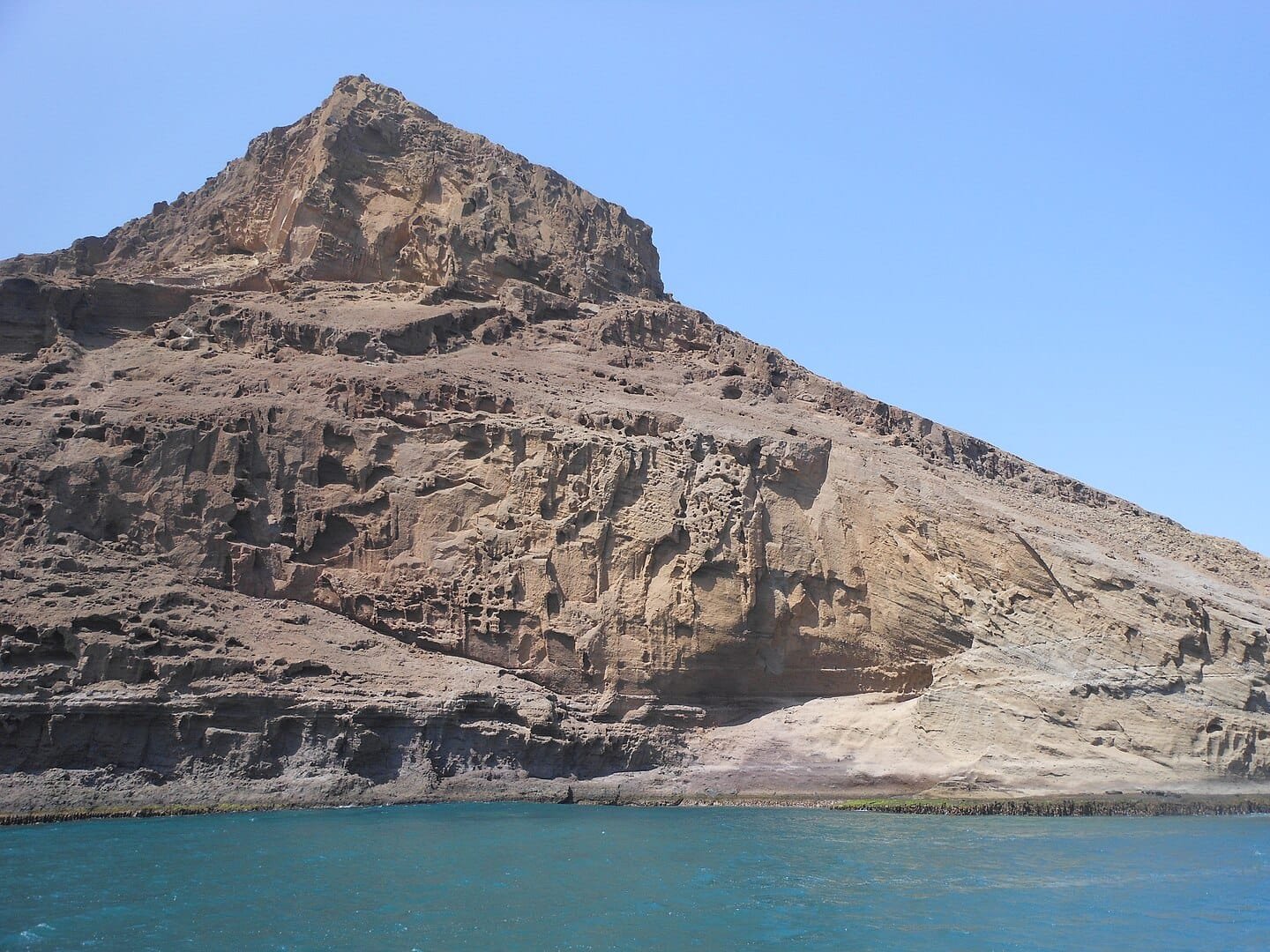 Monte Leão , Sal, Cape Verde. Photo by Ladislav Luppa
