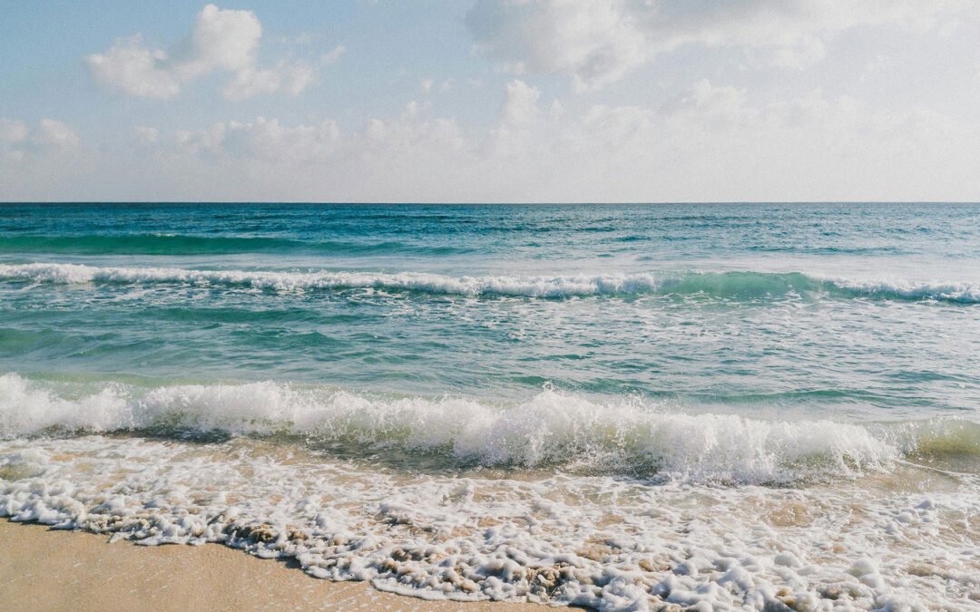 Santa Maria Beach: Soft Sand and the Beautiful Ocean
