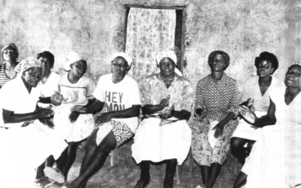 Nácia Gomi and her group of batukaderas, undated. Source: Un Archipel des Musiques Nácia Gomi and her group of batukaderas, undated. Source: Un Archipel des Musiques